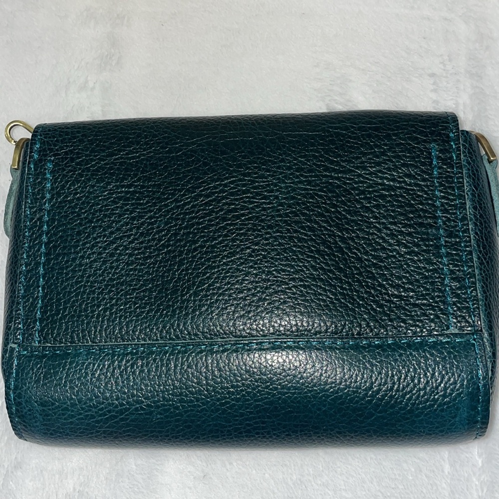Portland Leather Lagoon Crossbody Bag - Picture 5 of 15